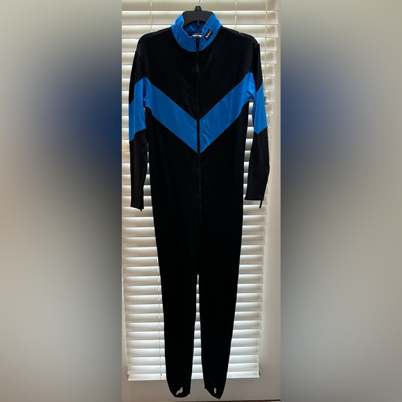 aeroskin Other - Aeroskin California wetsuit size XL great used condition.  Black and blue